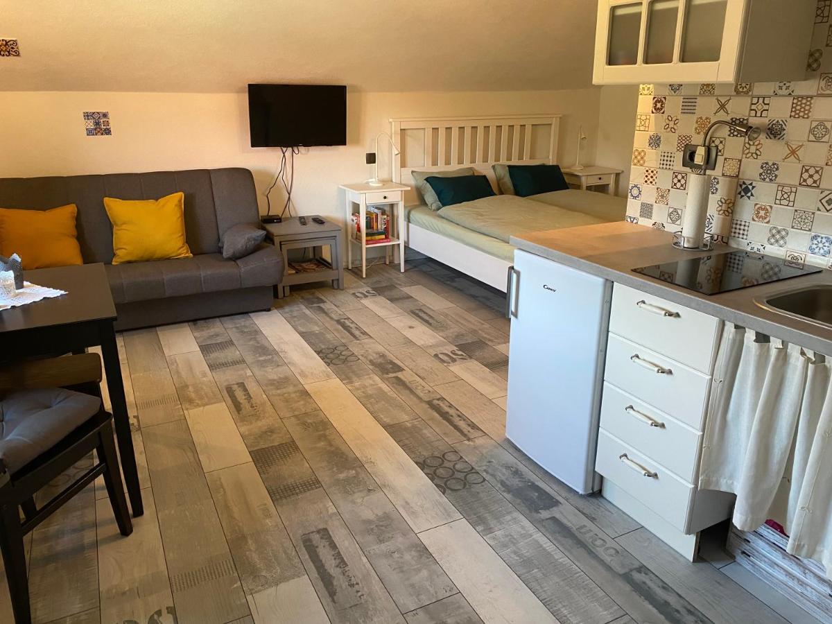 Apartma Obrh Smarjeske Toplice Kültér fotó